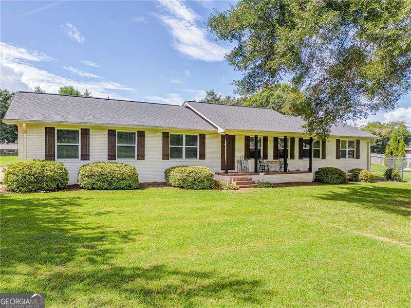 109 Lake Street Rockmart GA 30153