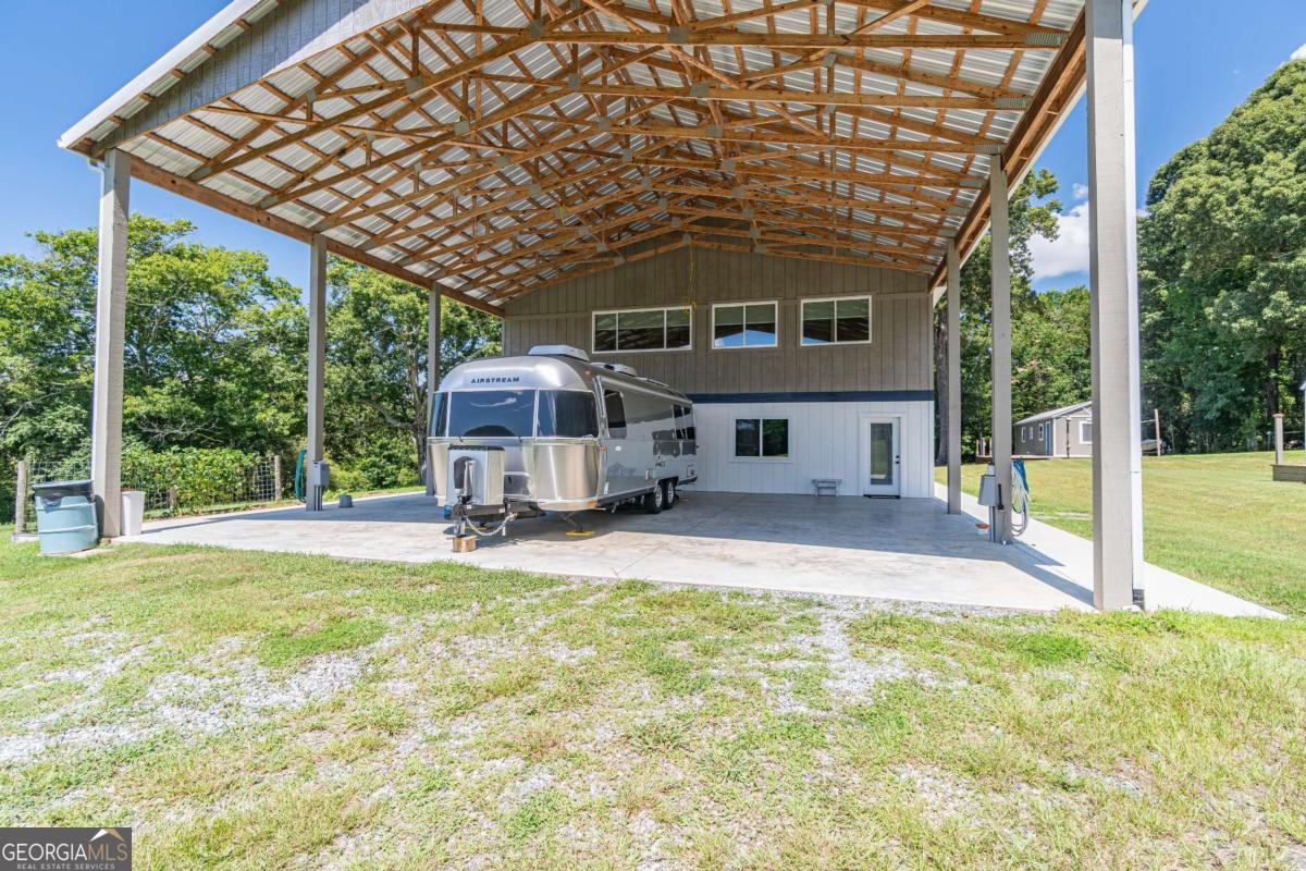 2003 Highway 323 Gillsville GA 30543