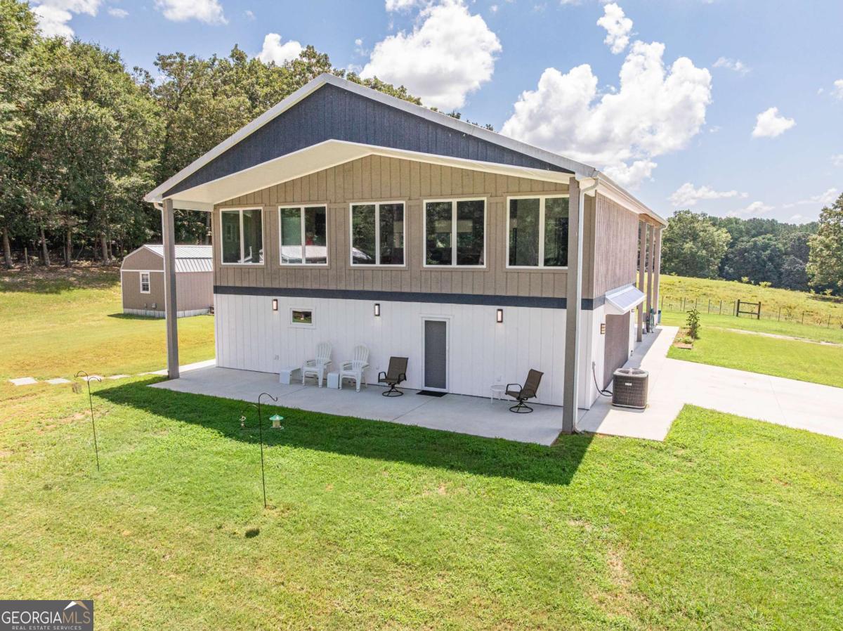 2003 Highway 323 Gillsville GA 30543