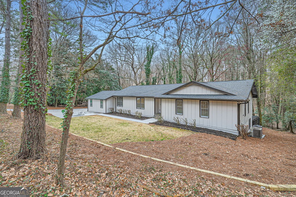 1555 Sunnybrook Farm Road Sandy Springs GA 30350