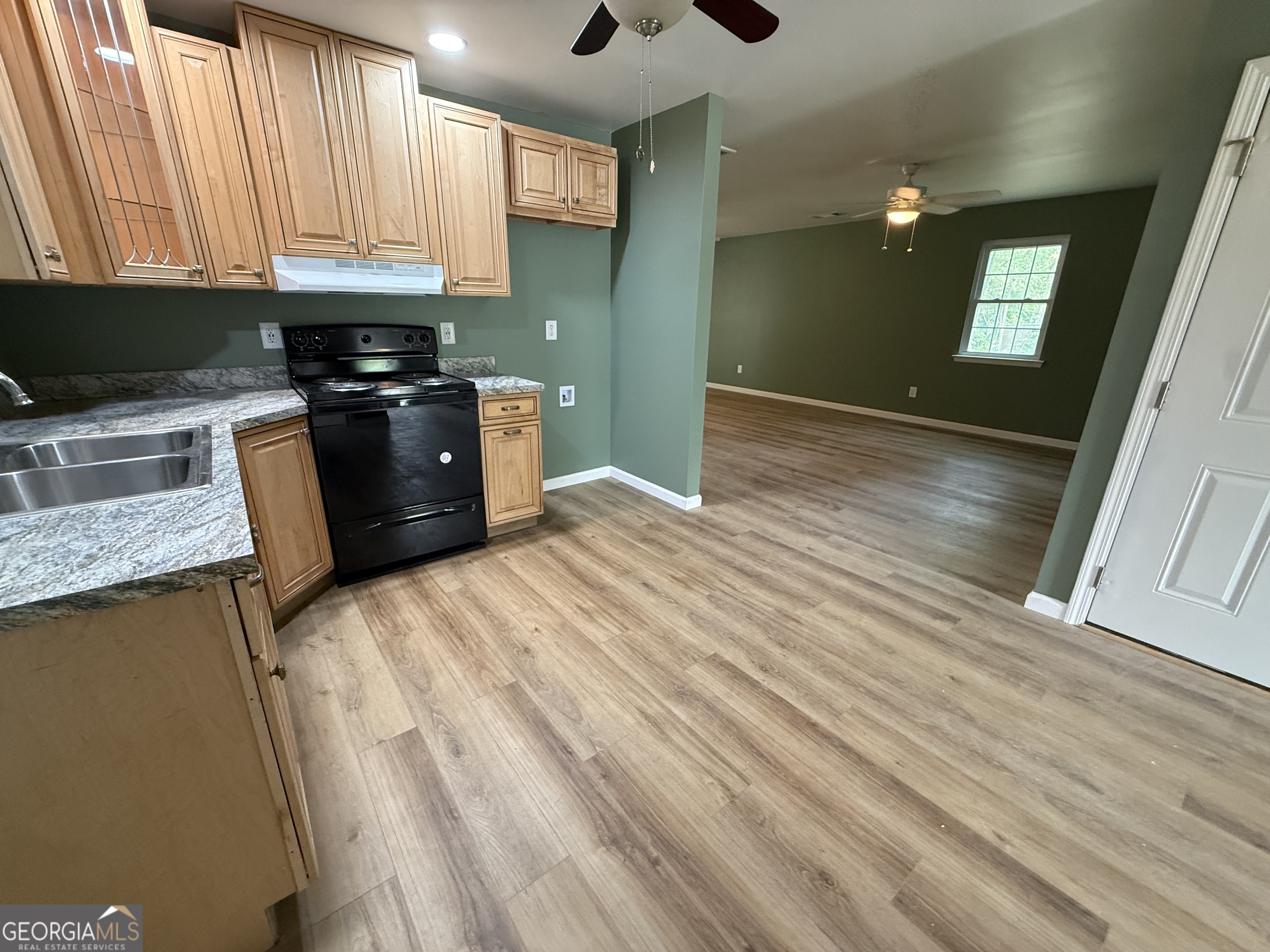 240 Sims Street Barnesville GA 30204