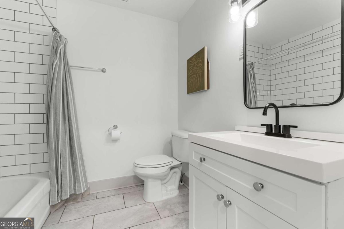 911 Hamilton Court Savannah GA 31401