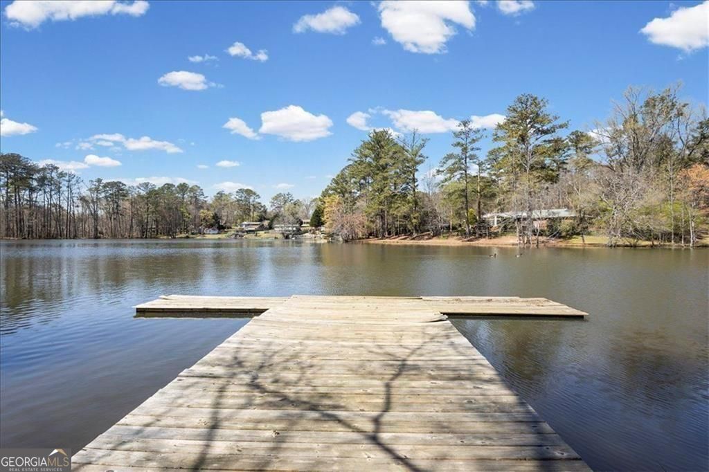 16 Windsor Way Newnan GA 30263