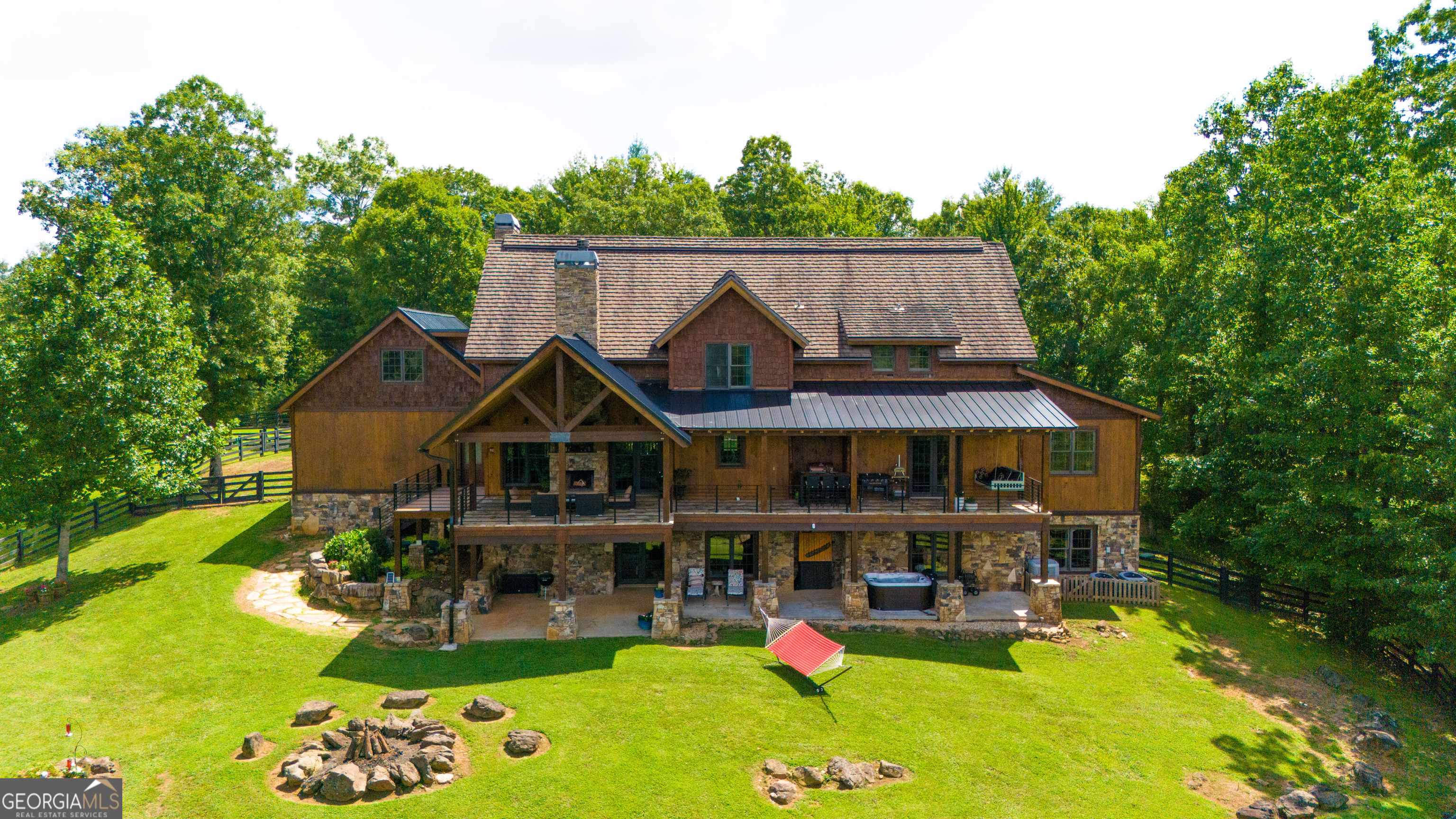 98 S Saddleback Trail Blue Ridge GA 30513