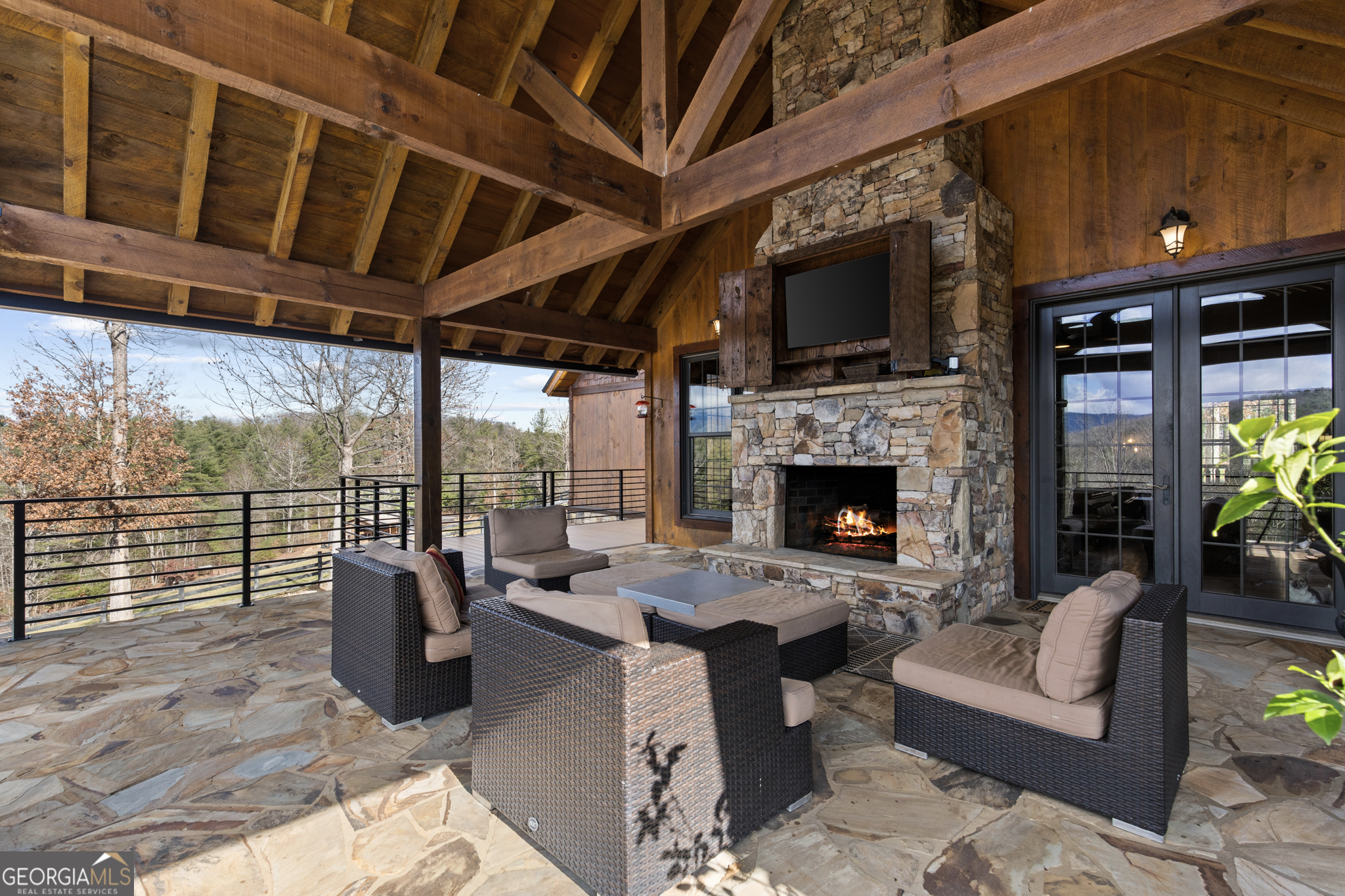 98 S Saddleback Trail Blue Ridge GA 30513