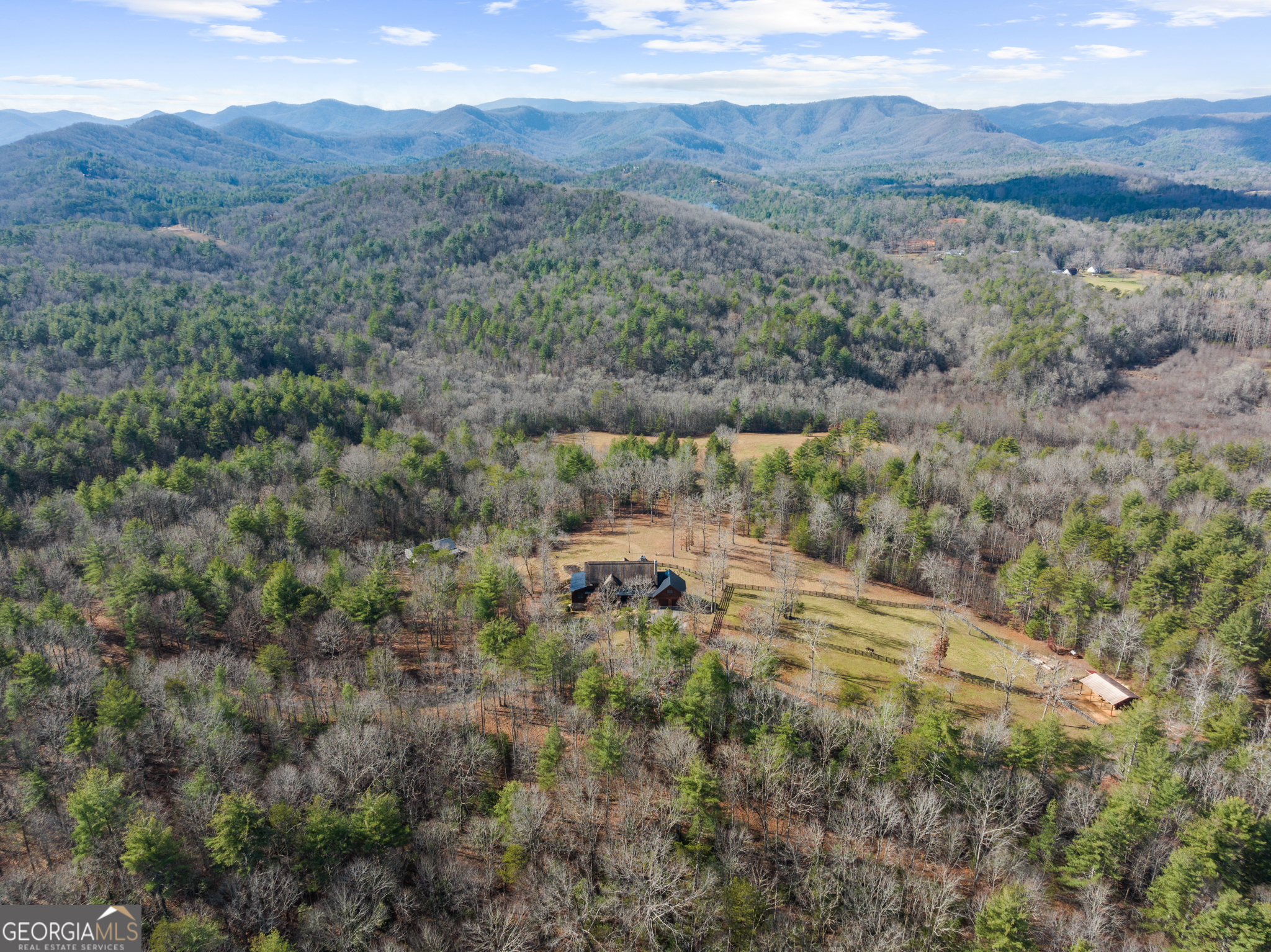 98 S Saddleback Trail Blue Ridge GA 30513