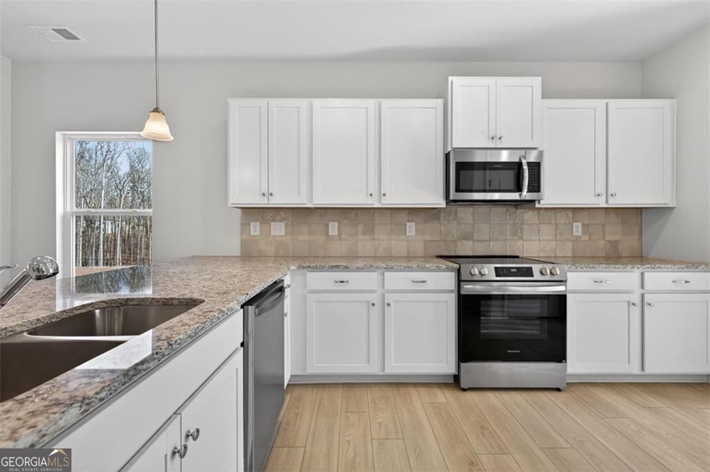 334 Bud Street Hoschton GA 30548