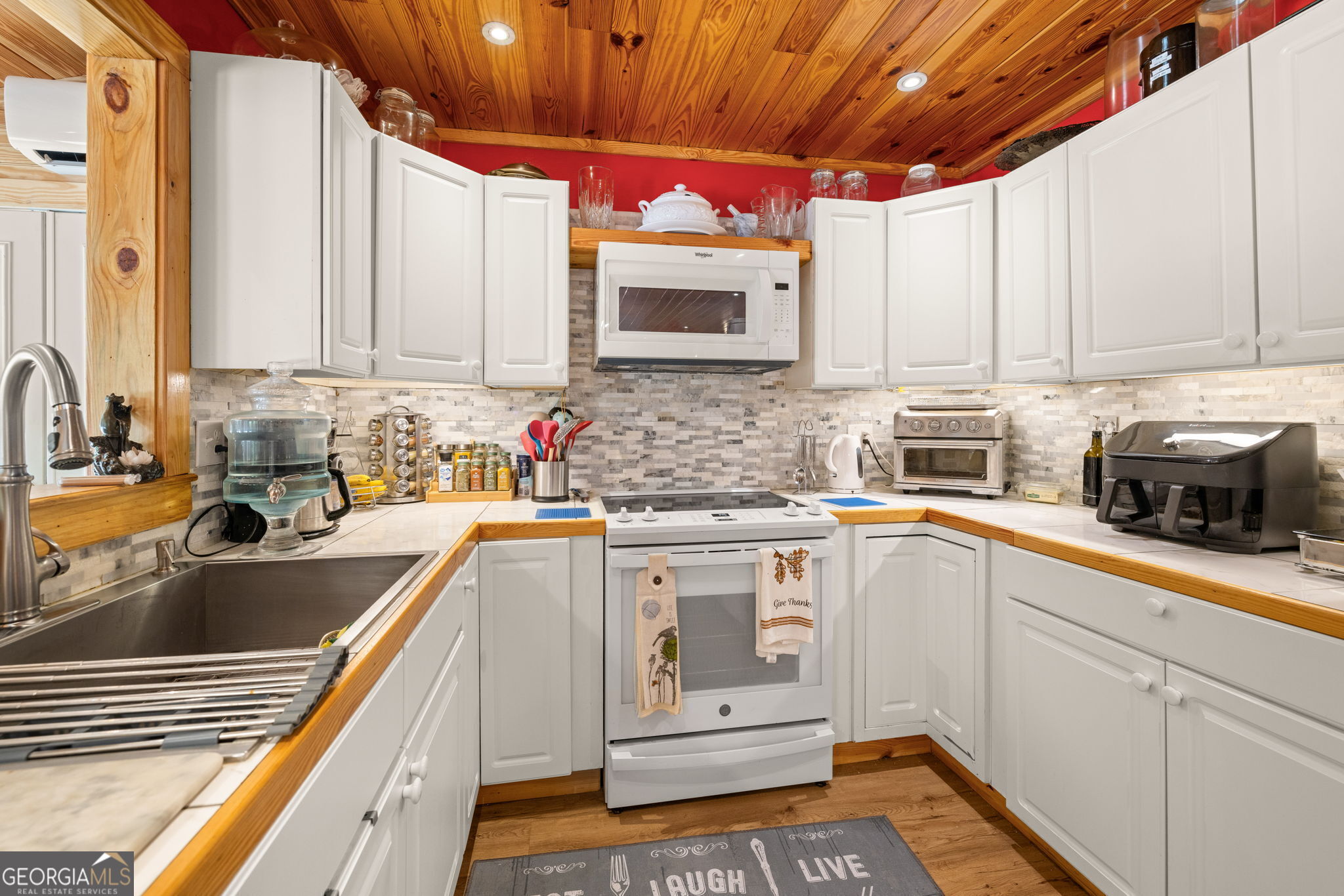 530 N Quail Trail Clarkesville GA 30523