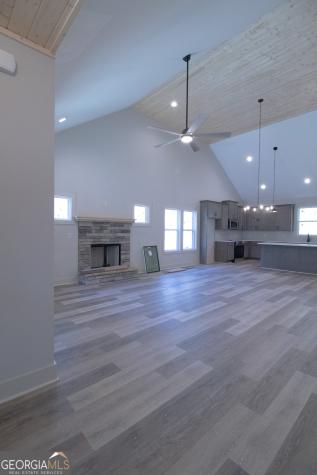 32 Tanvor Trail Cleveland GA 30528