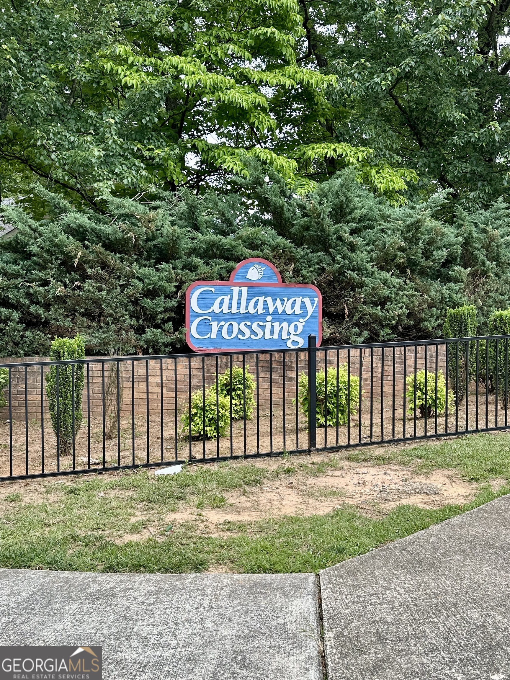 1984 Cheatham Woods Drive SW Marietta GA 30008