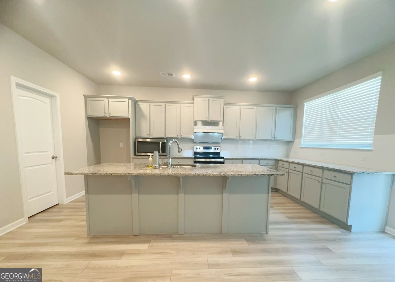 446 Sawmill Trace Hampton GA 30228