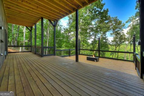 1729 Barnes Chapel Road Blue Ridge GA 30513