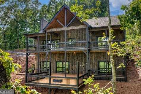1729 Barnes Chapel Road Blue Ridge GA 30513