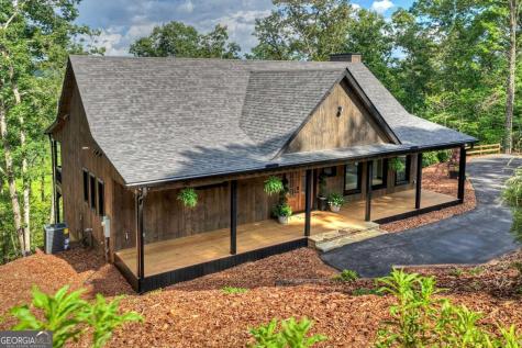 1729 Barnes Chapel Road Blue Ridge GA 30513