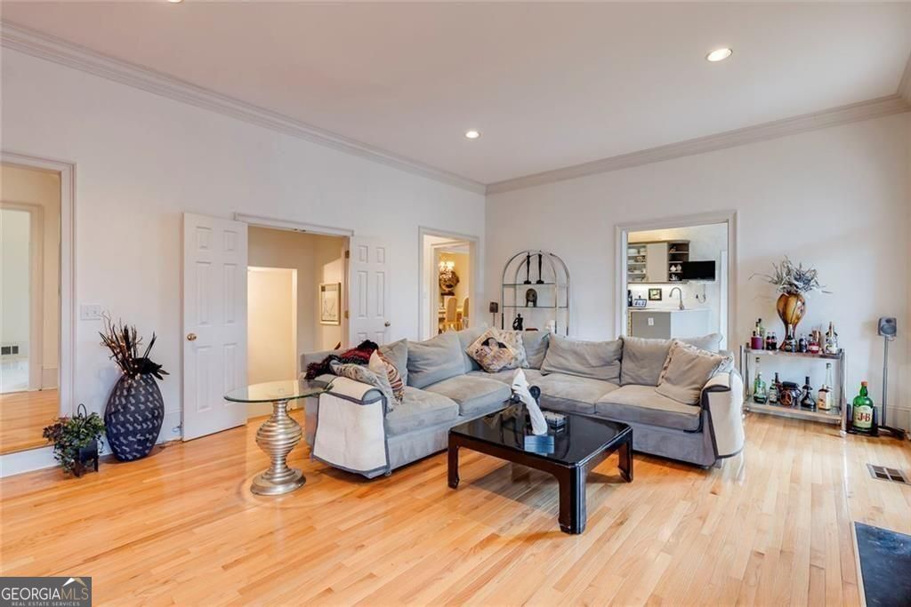 5105 Jett Forest Trail NW Atlanta GA 30327