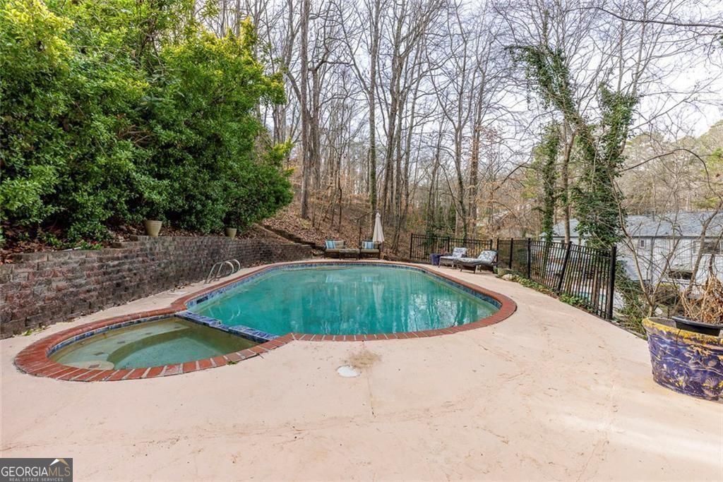 5105 Jett Forest Trail NW Atlanta GA 30327