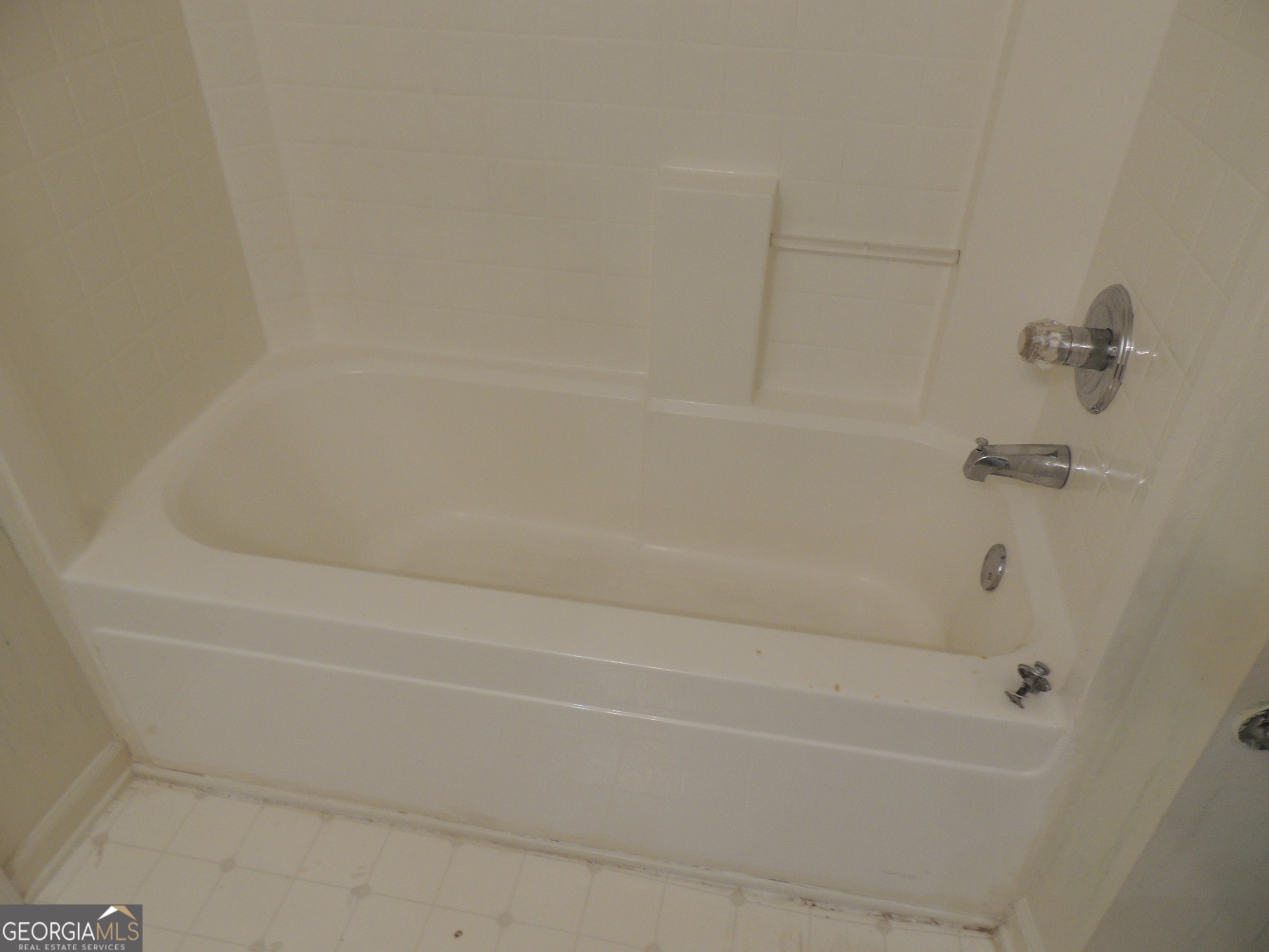 6574 Lake Mill Trace Lithonia GA 30038
