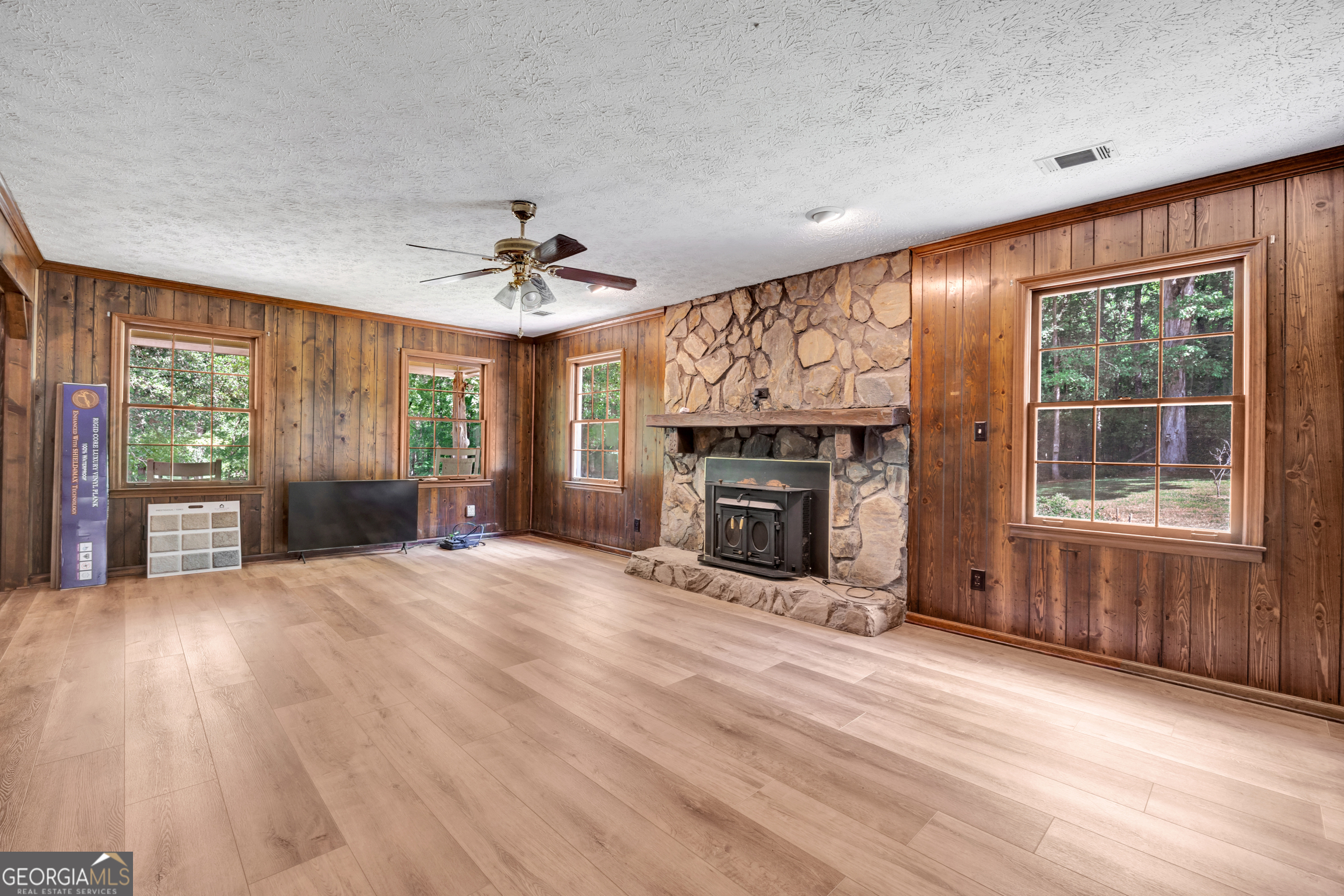 1806 Ga Highway 142 Shady Dale GA 31085