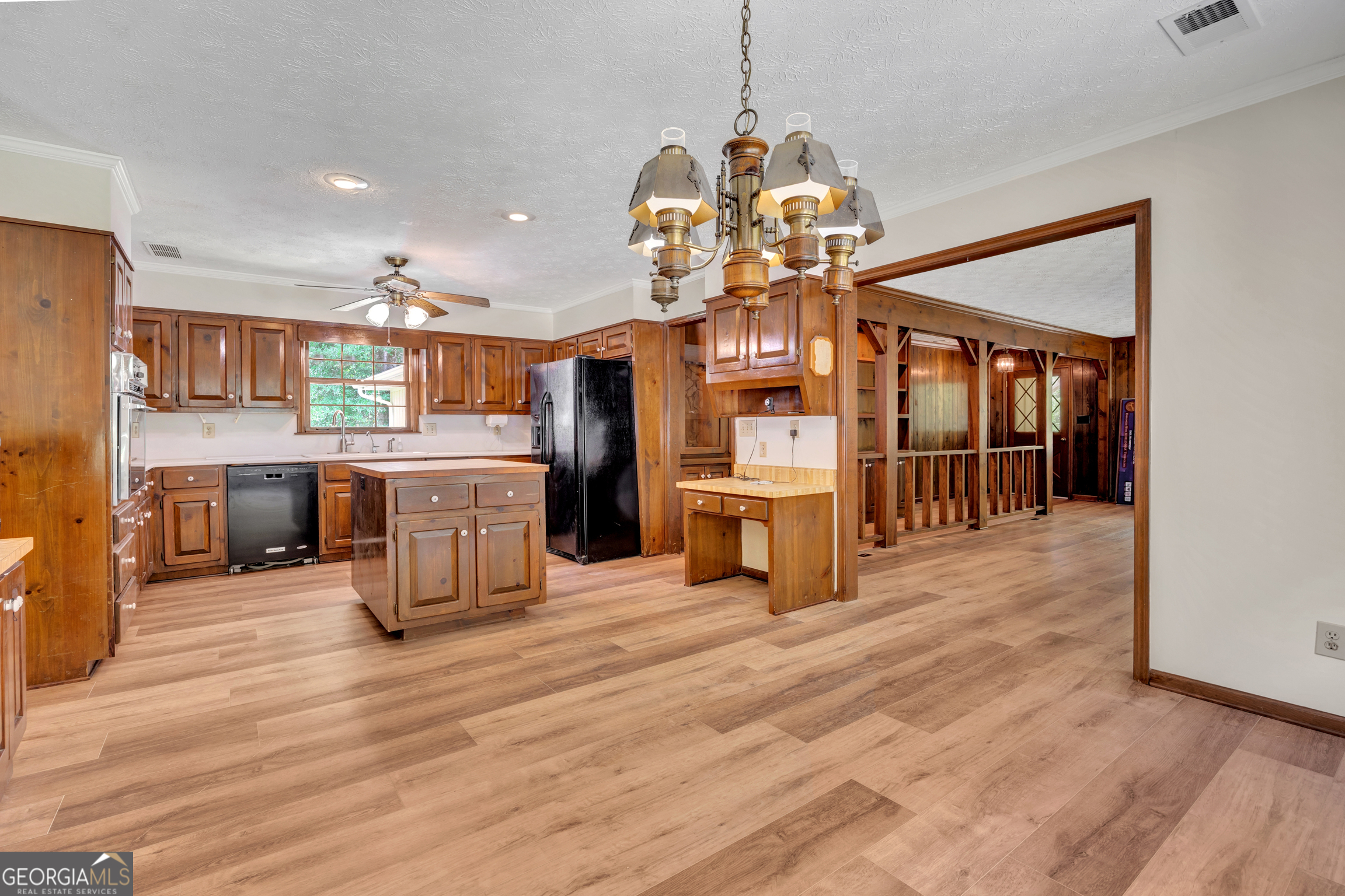1806 Ga Highway 142 Shady Dale GA 31085