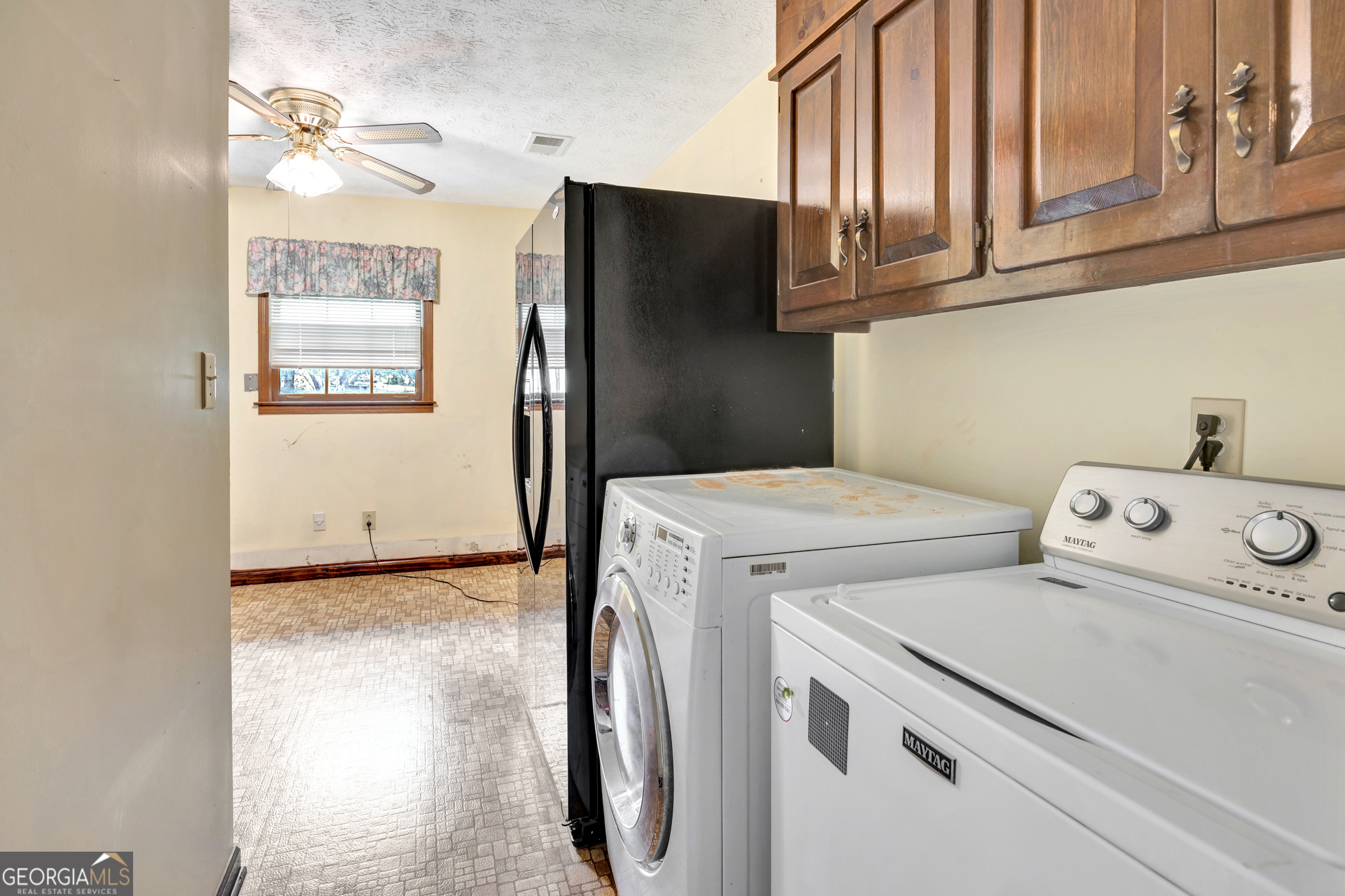 1806 Ga Highway 142 Shady Dale GA 31085