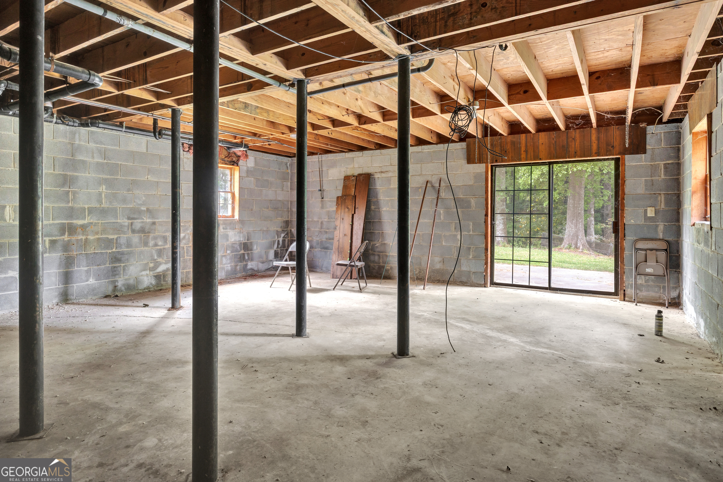 1806 Ga Highway 142 Shady Dale GA 31085