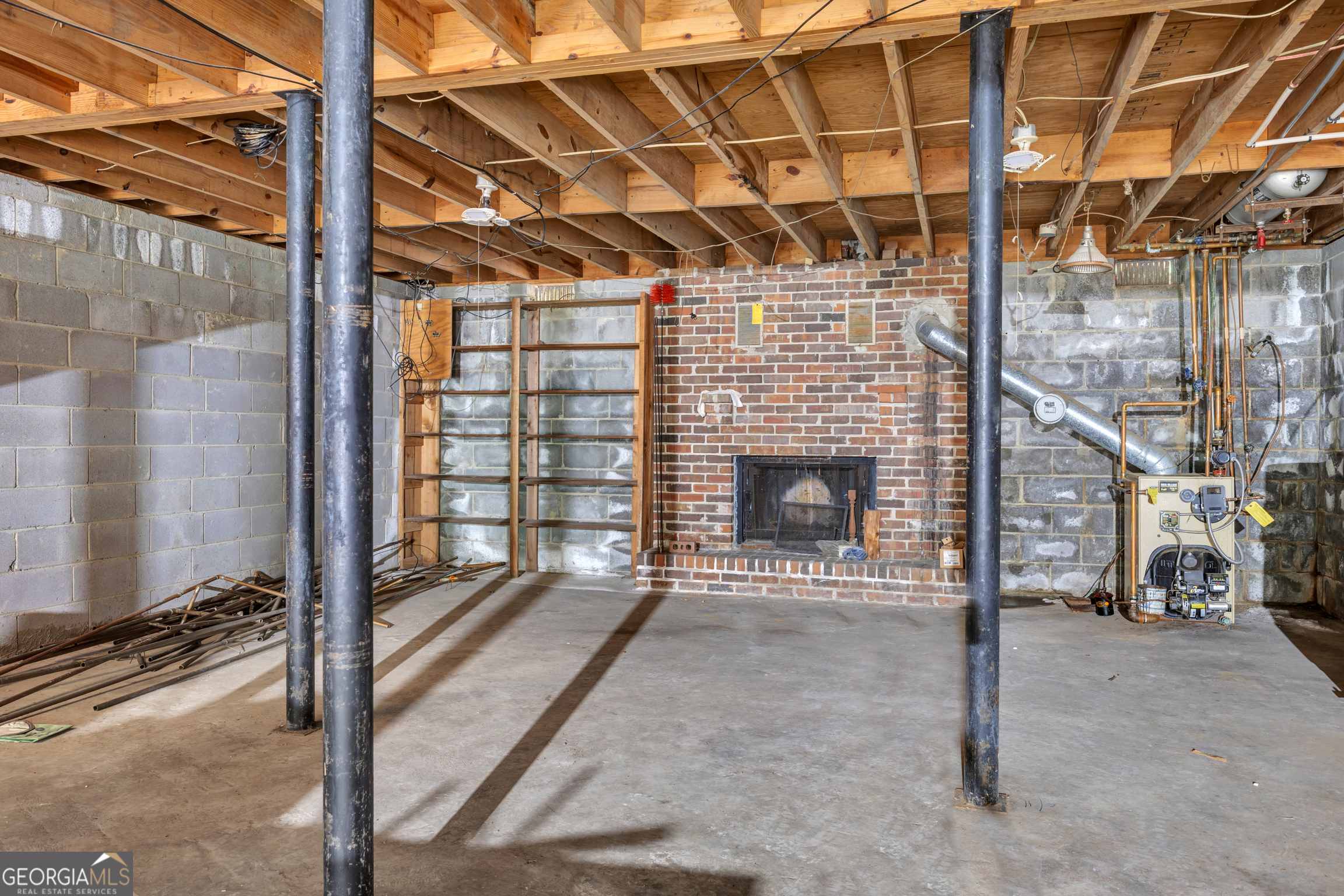1806 Ga Highway 142 Shady Dale GA 31085