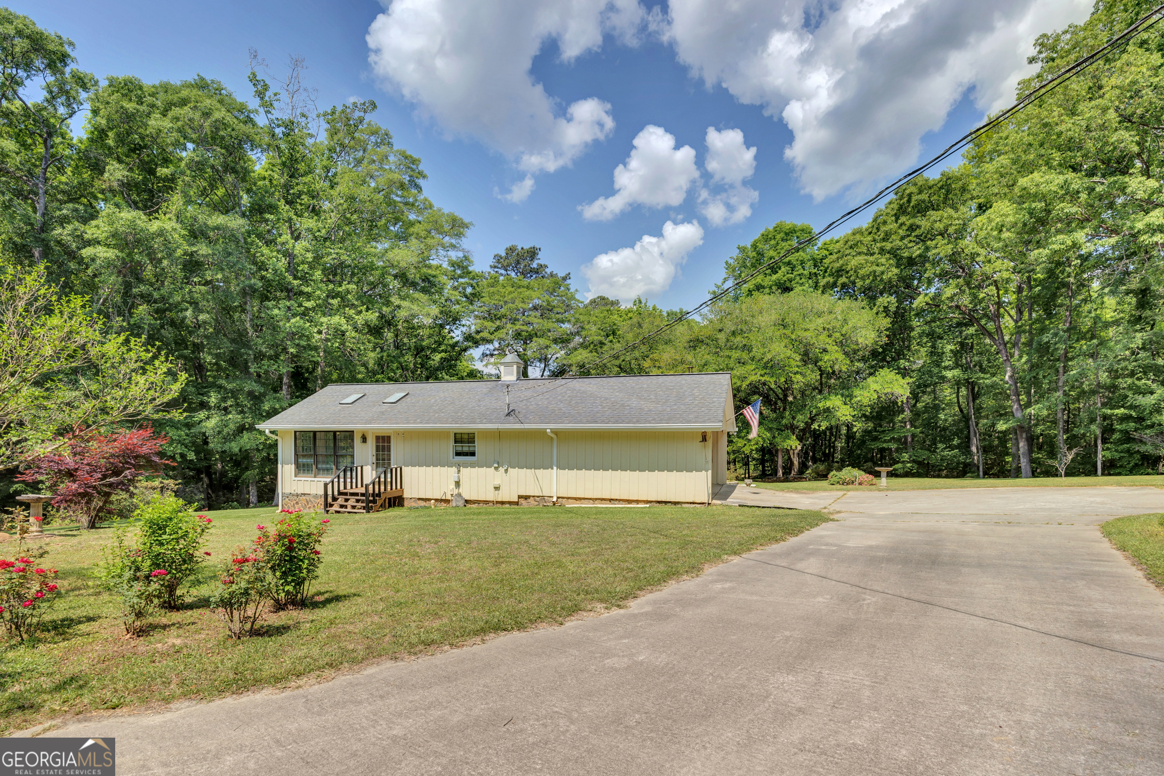 1806 Ga Highway 142 Shady Dale GA 31085