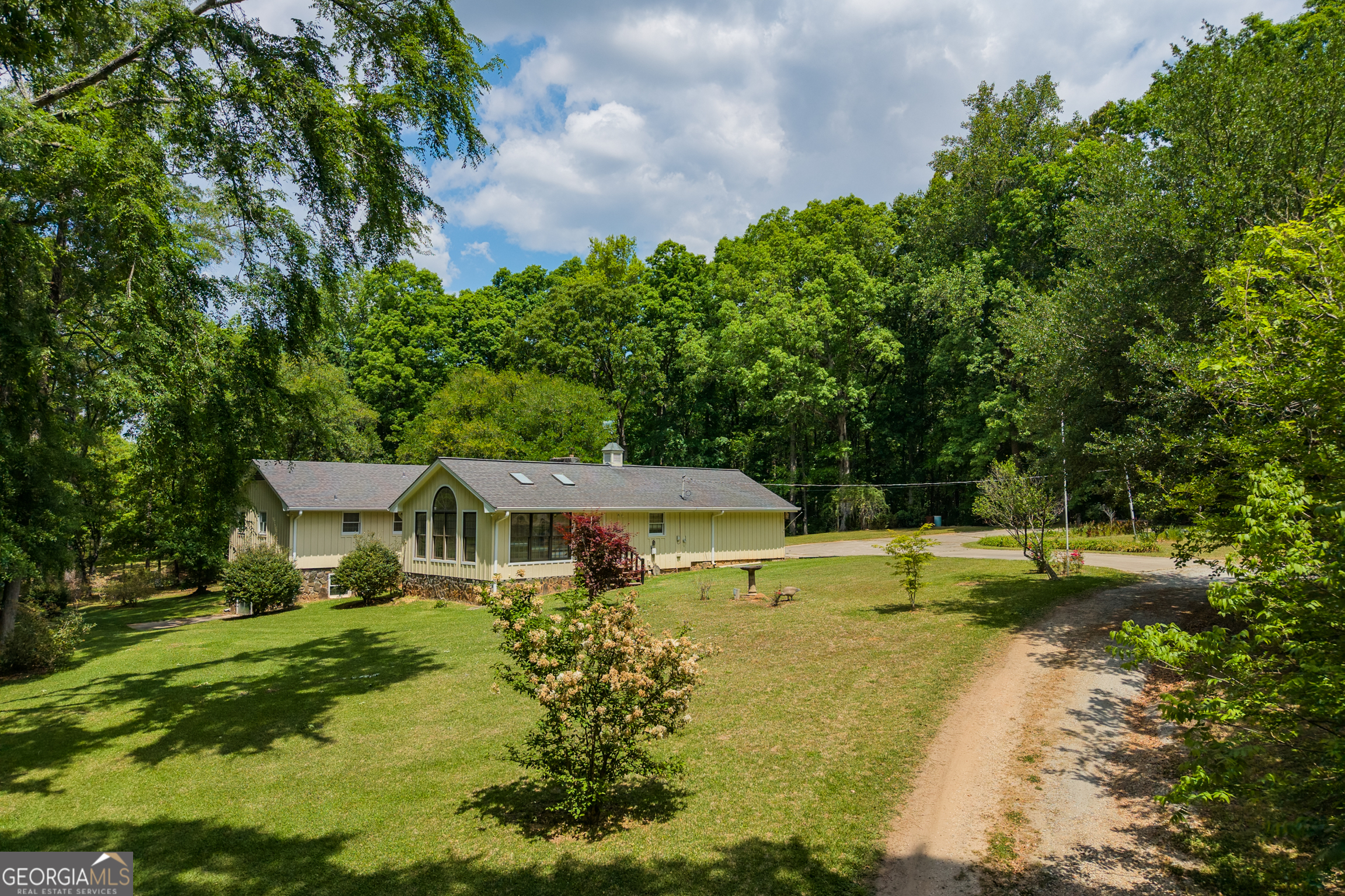 1806 Ga Highway 142 Shady Dale GA 31085