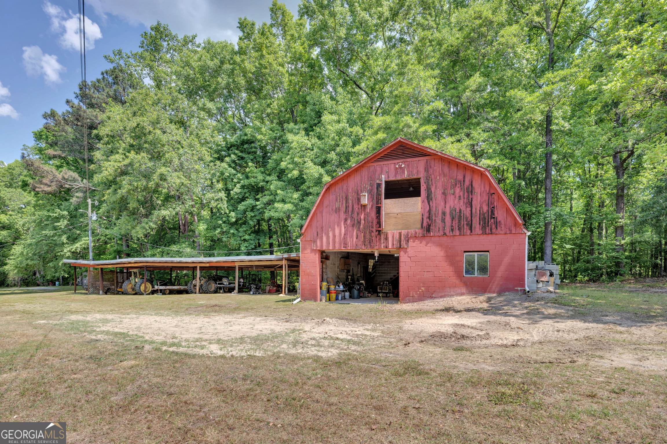 1806 Ga Highway 142 Shady Dale GA 31085