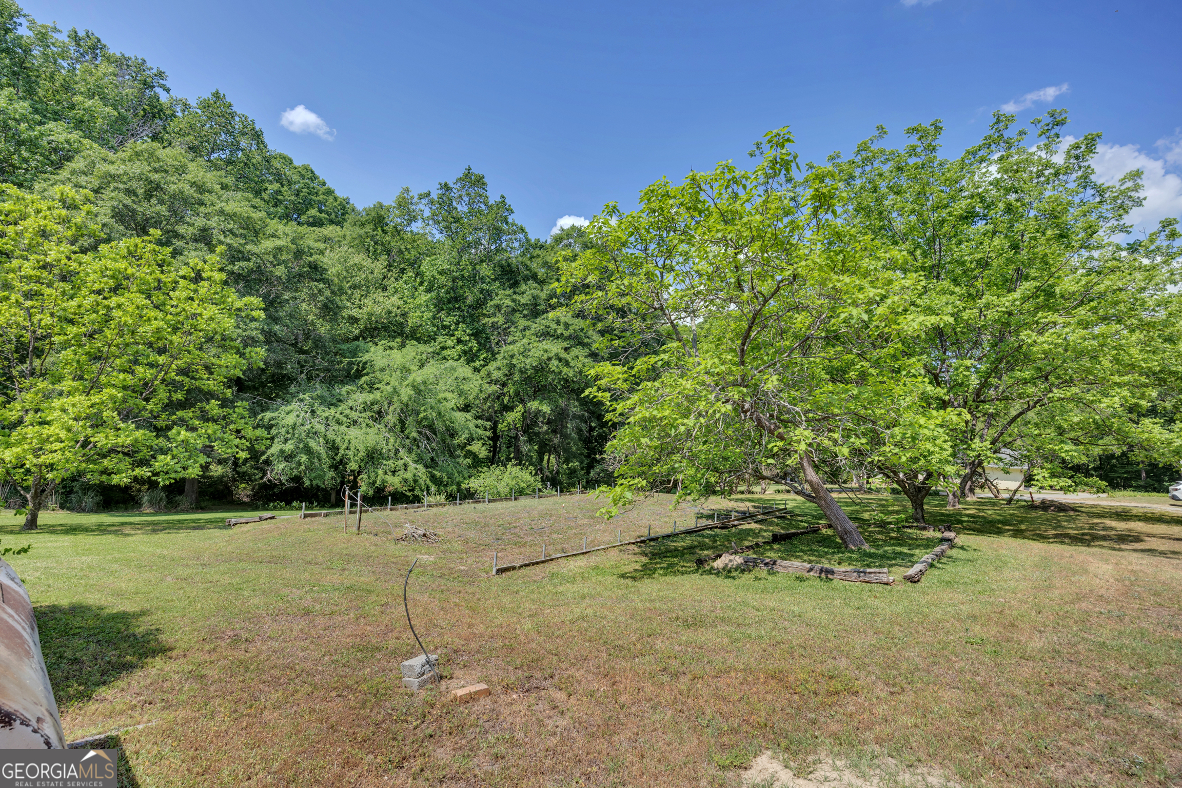 1806 Ga Highway 142 Shady Dale GA 31085