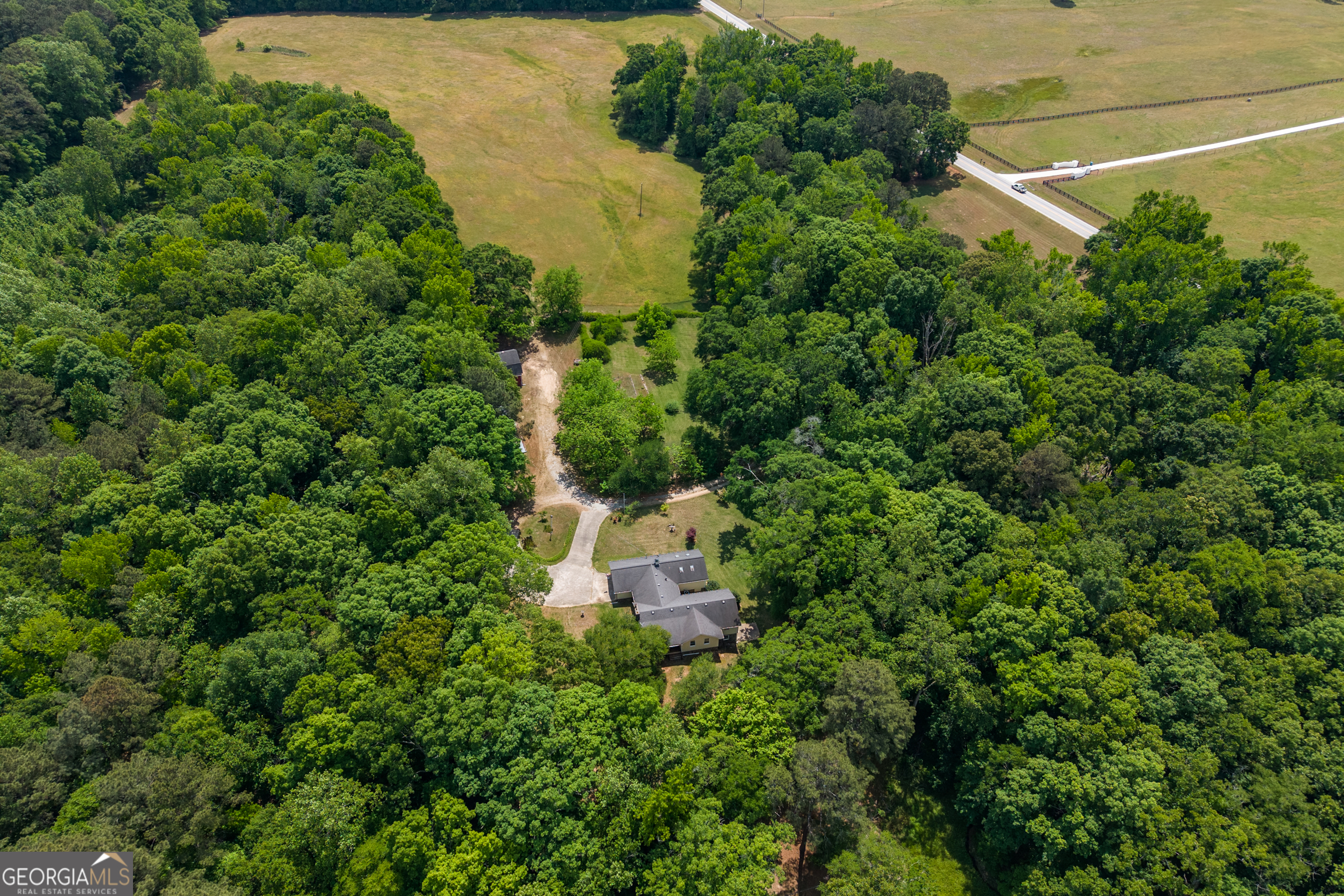 1806 Ga Highway 142 Shady Dale GA 31085