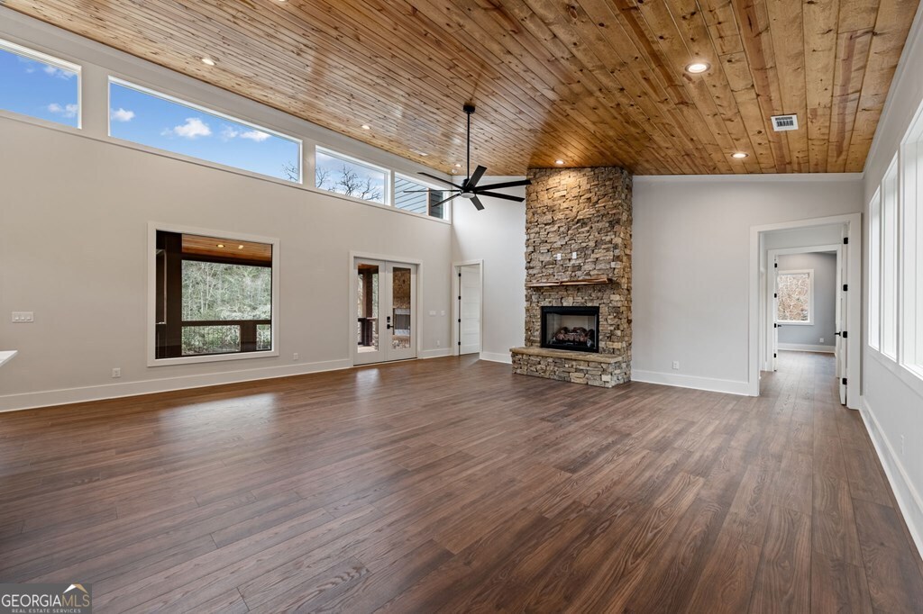 494 Riverbend Manor Blue Ridge GA 30513
