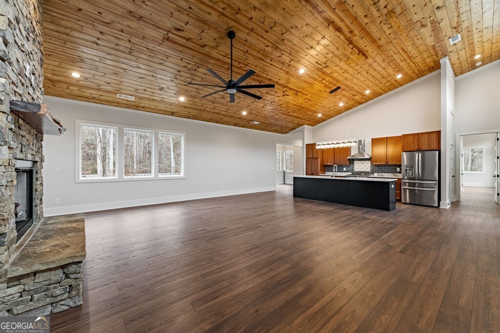 494 Riverbend Manor Blue Ridge GA 30513