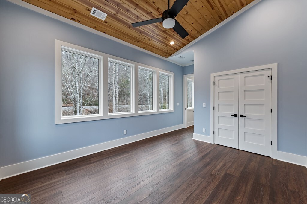 494 Riverbend Manor Blue Ridge GA 30513