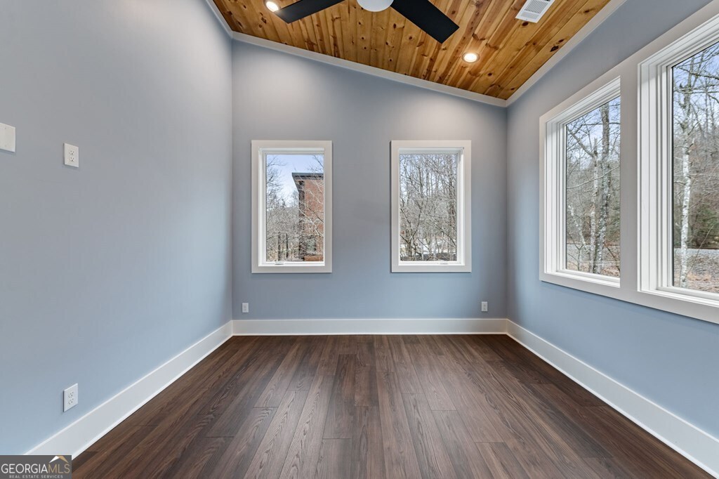 494 Riverbend Manor Blue Ridge GA 30513