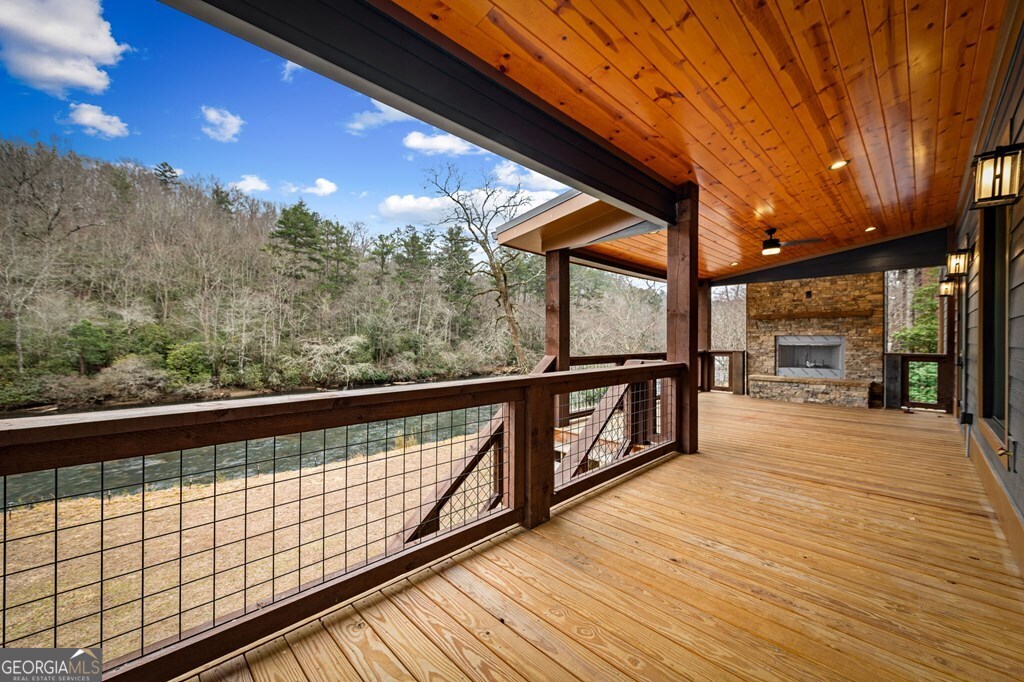 494 Riverbend Manor Blue Ridge GA 30513