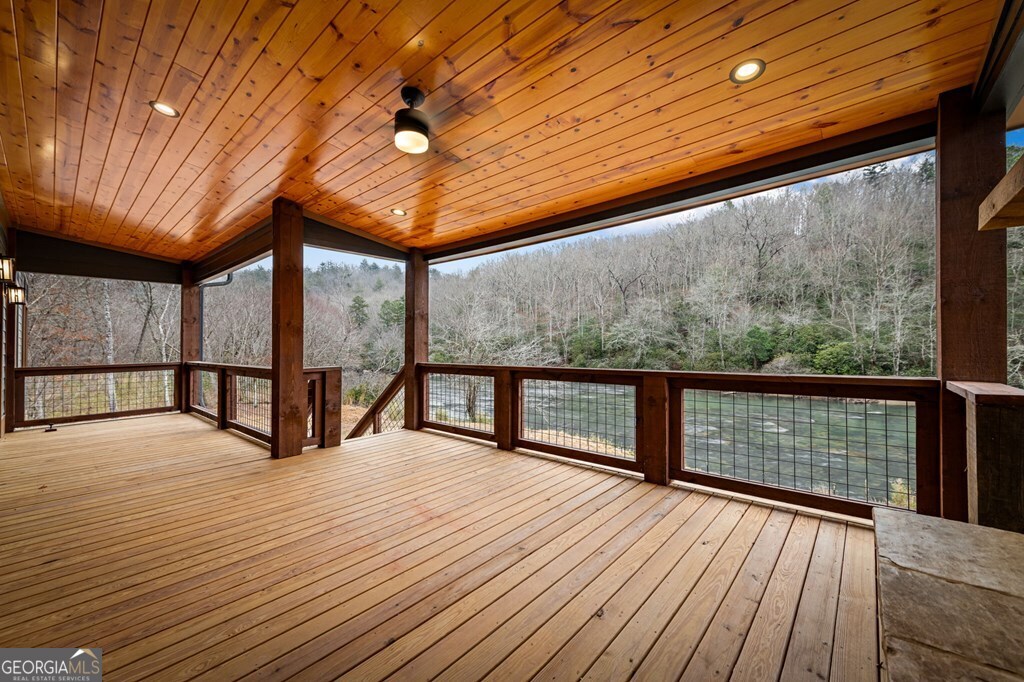494 Riverbend Manor Blue Ridge GA 30513