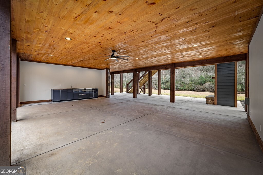 494 Riverbend Manor Blue Ridge GA 30513