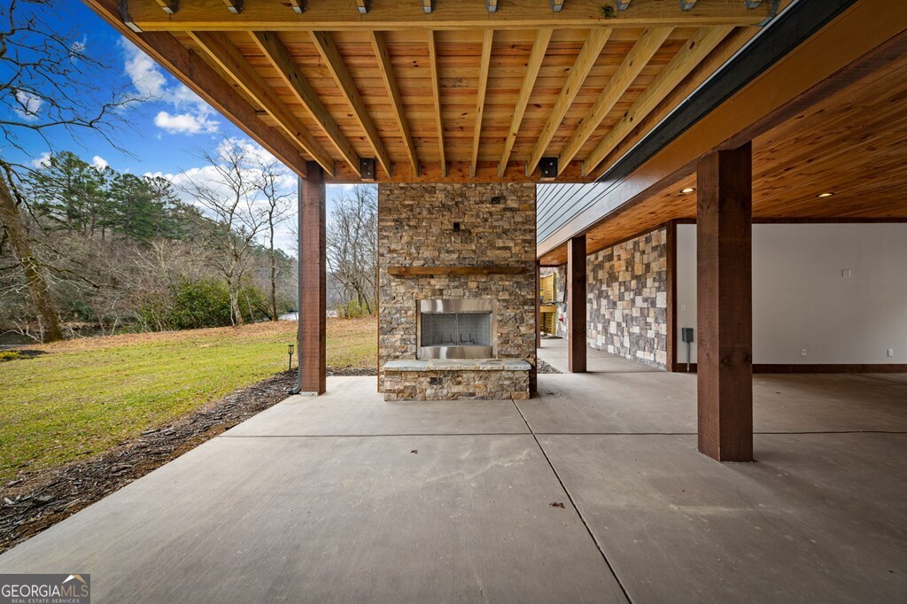 494 Riverbend Manor Blue Ridge GA 30513