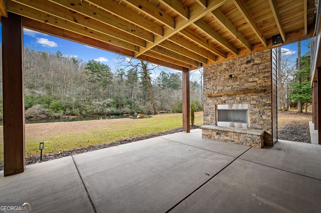 494 Riverbend Manor Blue Ridge GA 30513