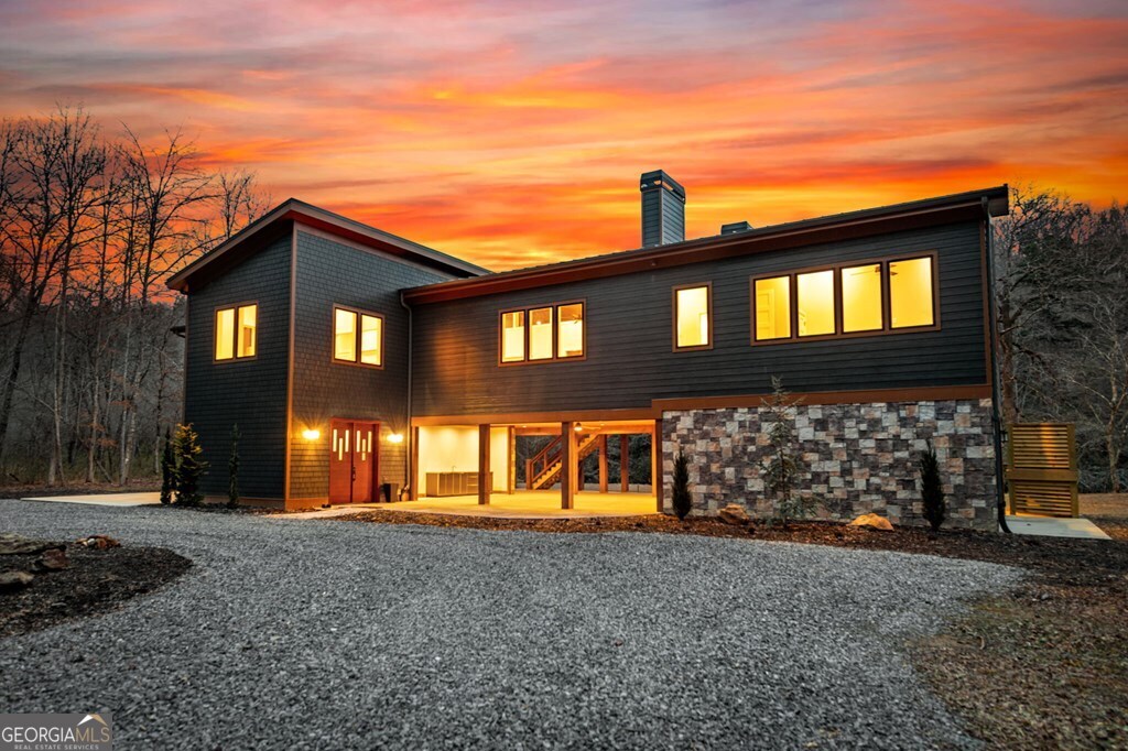 494 Riverbend Manor Blue Ridge GA 30513