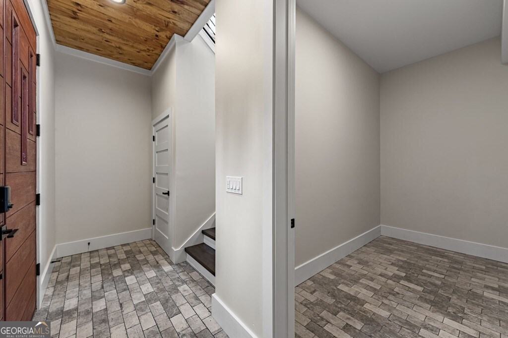 494 Riverbend Manor Blue Ridge GA 30513