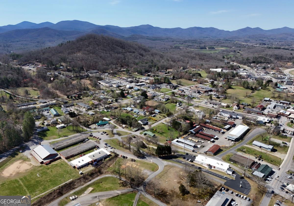 114 Kimsey Street Blairsville GA 30512