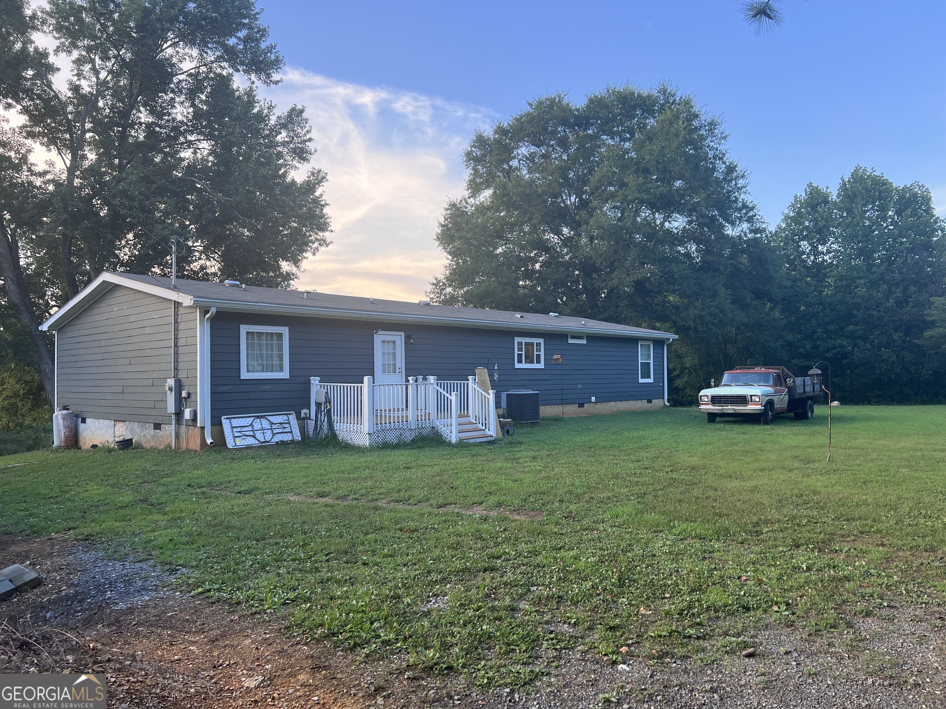 4450 Cleveland Highway Cohutta GA 30710