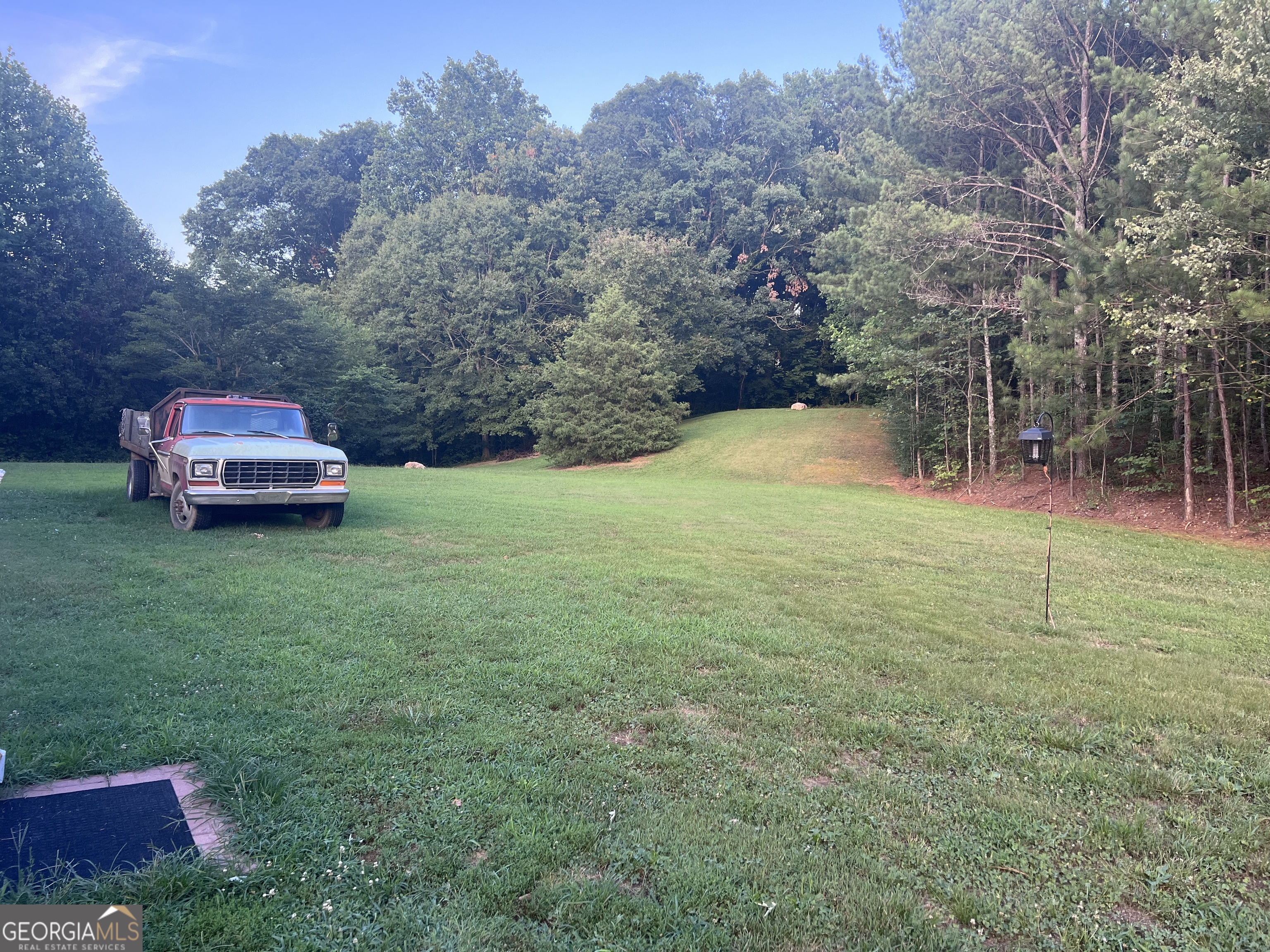 4450 Cleveland Highway Cohutta GA 30710