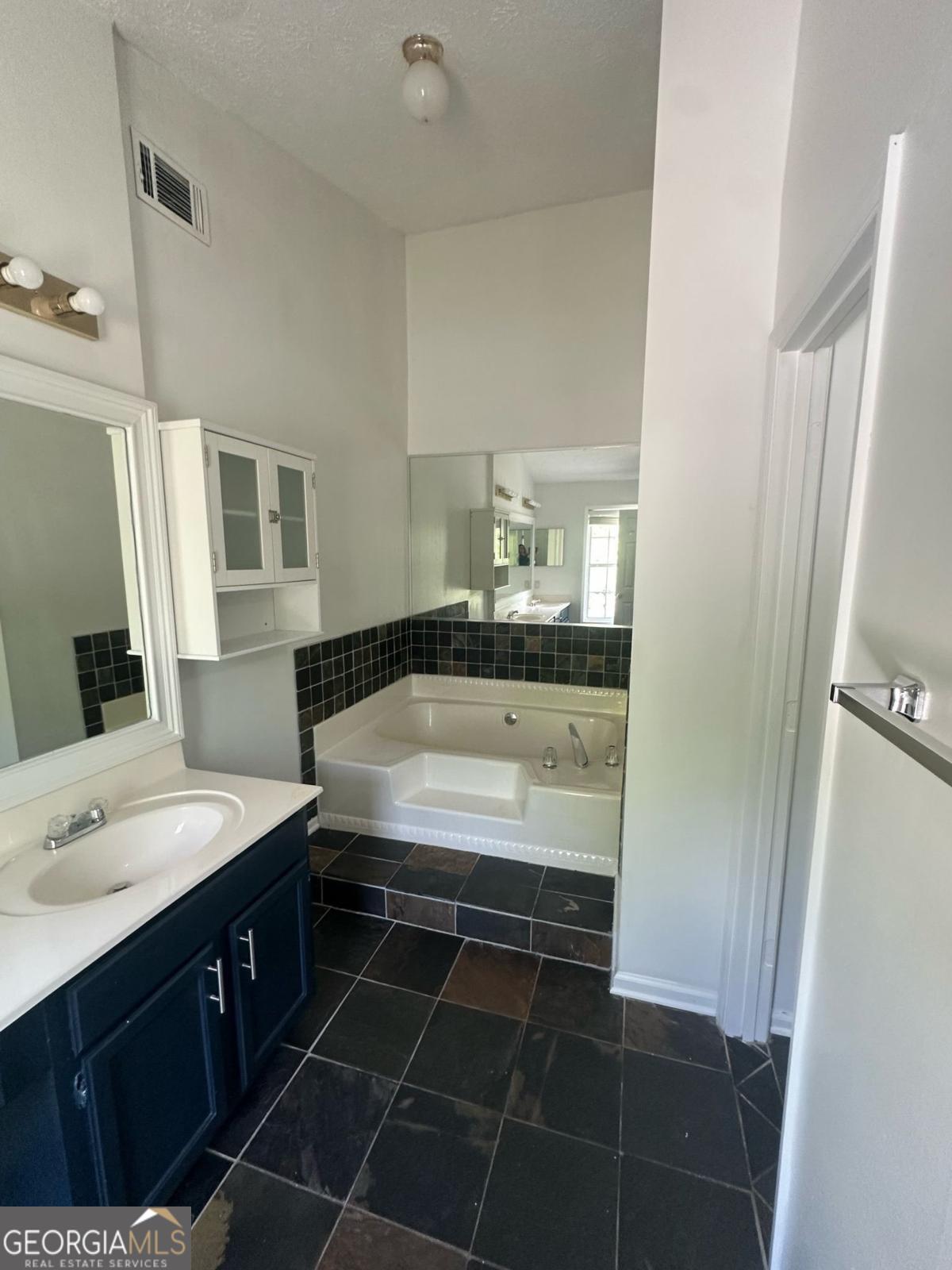4931 Sugar Creek Drive Sugar Hill GA 30518