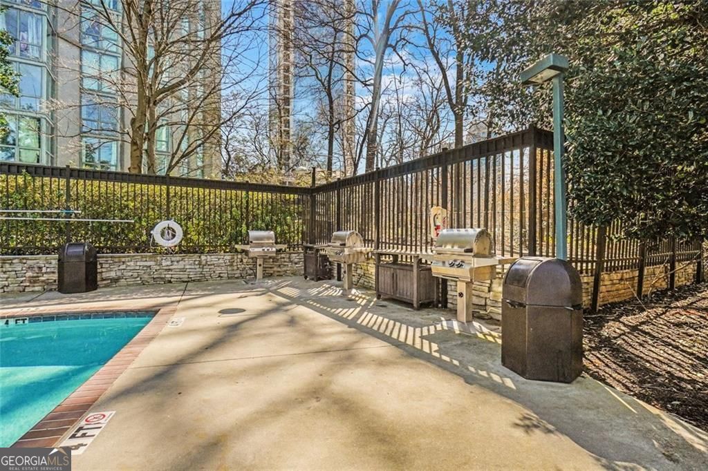 2870 Pharr Court NW Atlanta GA 30305