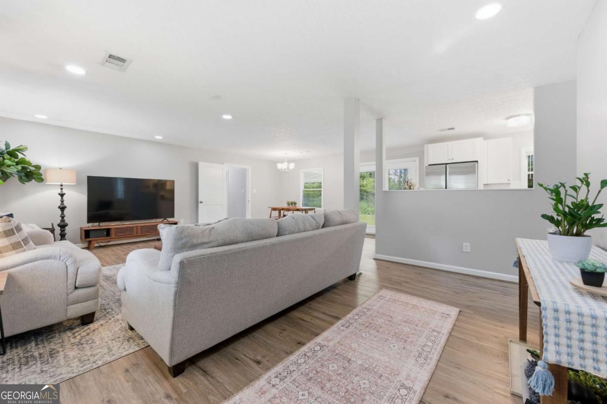 53 Mona Place Dallas GA 30132