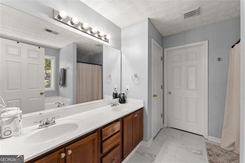 7005 Litany Court Flowery Branch GA 30542