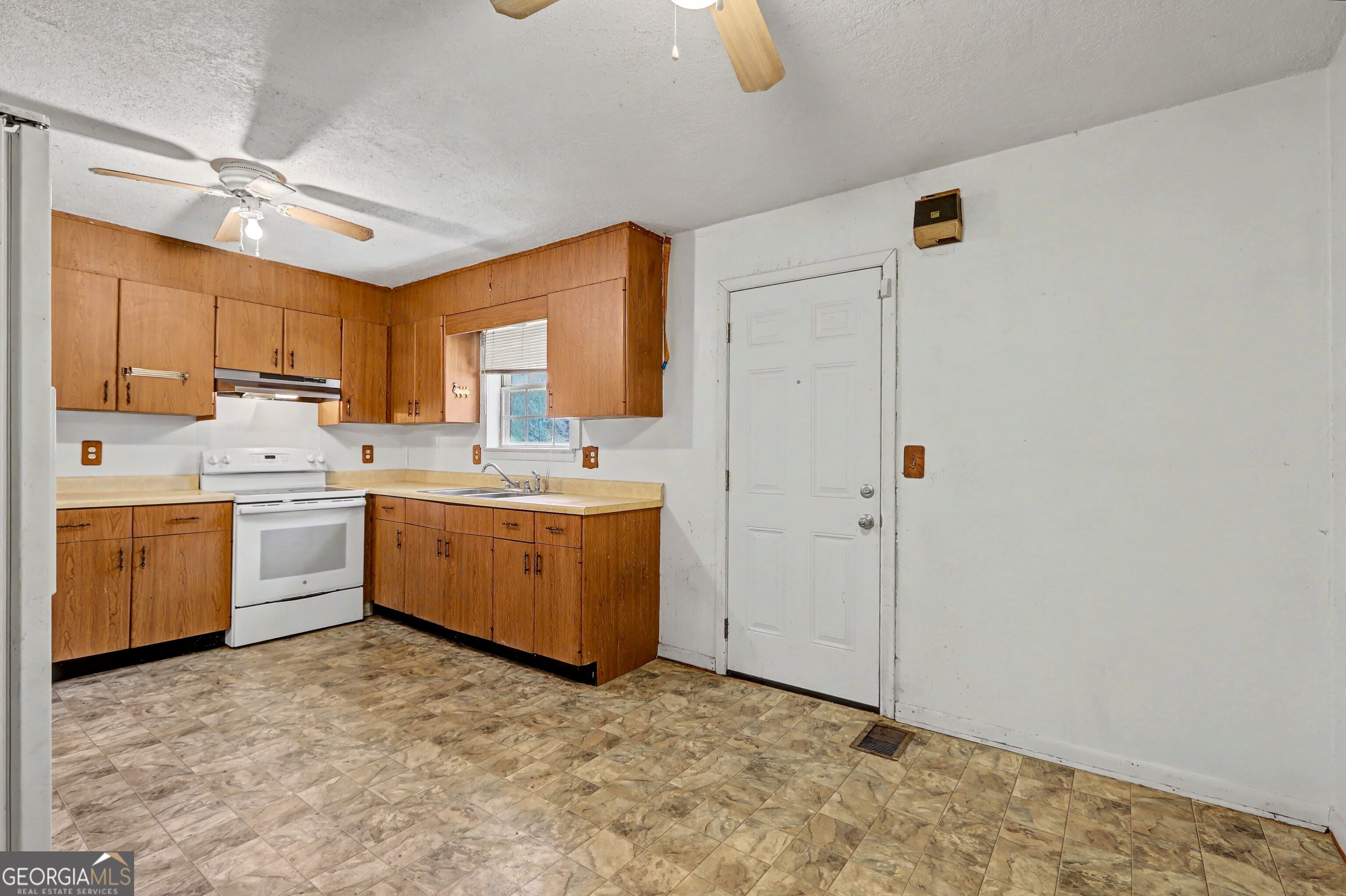 1408 Prospect Road Chickamauga GA 30707